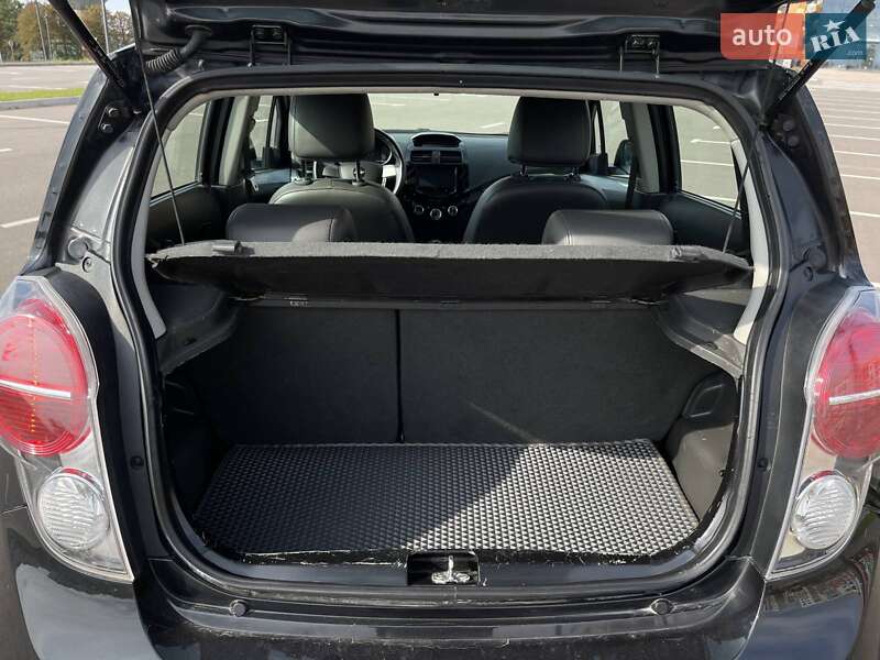 Хэтчбек Chevrolet Spark 2015 в Виннице фото 5 Хэтчбек Chevrolet Spark 2015 в Виннице