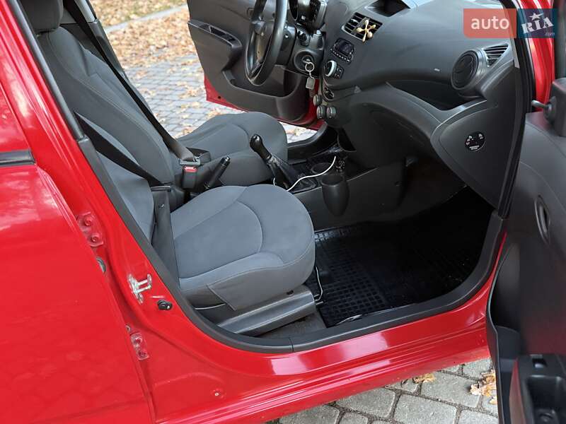 Хетчбек Chevrolet Spark 2011 в Львові фото 44 Хетчбек Chevrolet Spark 2011 в Львові