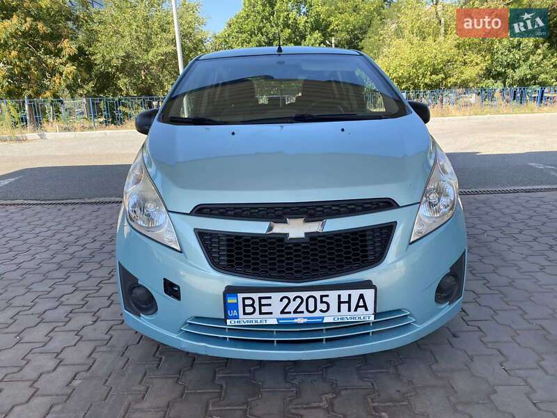 Хетчбек Chevrolet Spark 2010 в Миколаєві