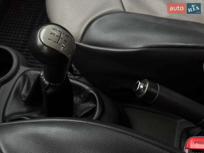 Хетчбек Chevrolet Spark 2013 в Рівному