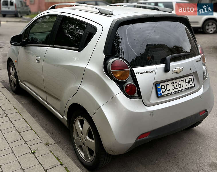 Хетчбек Chevrolet Spark 2011 в Львові фото 5 Хетчбек Chevrolet Spark 2011 в Львові