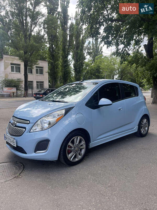 Хэтчбек Chevrolet Spark 2013 в Одессе