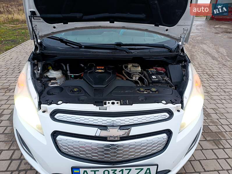 Хэтчбек Chevrolet Spark 2013 в Ивано-Франковске фото 2 Хэтчбек Chevrolet Spark 2013 в Ивано-Франковске