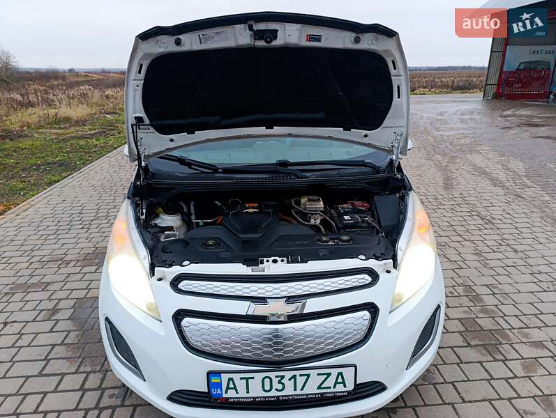 Хэтчбек Chevrolet Spark 2013 в Ивано-Франковске фото 3 Хэтчбек Chevrolet Spark 2013 в Ивано-Франковске