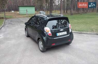 Хэтчбек Chevrolet Spark 2011 в Чернигове
