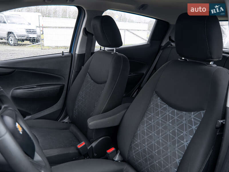 Хэтчбек Chevrolet Spark 2019 в Львове