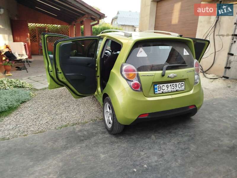 Хэтчбек Chevrolet Spark 2010 в Стрые фото 5 Хэтчбек Chevrolet Spark 2010 в Стрые
