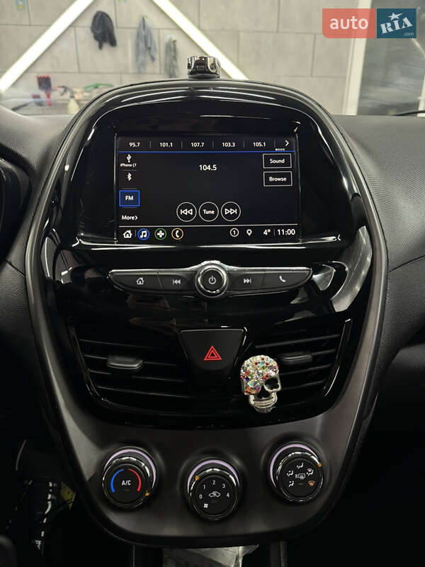 Хэтчбек Chevrolet Spark 2018 в Южноукраинске