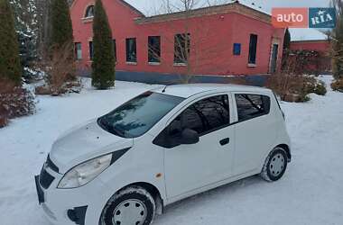 Хэтчбек Chevrolet Spark 2010 в Киеве