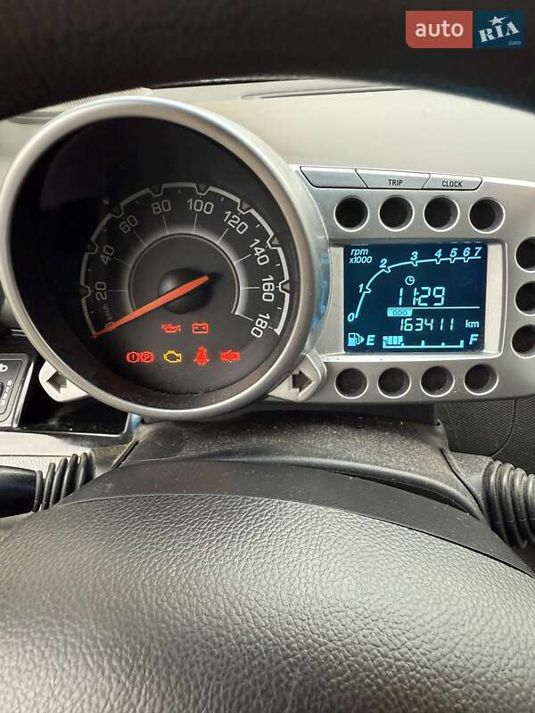 Хэтчбек Chevrolet Spark 2010 в Звягеле