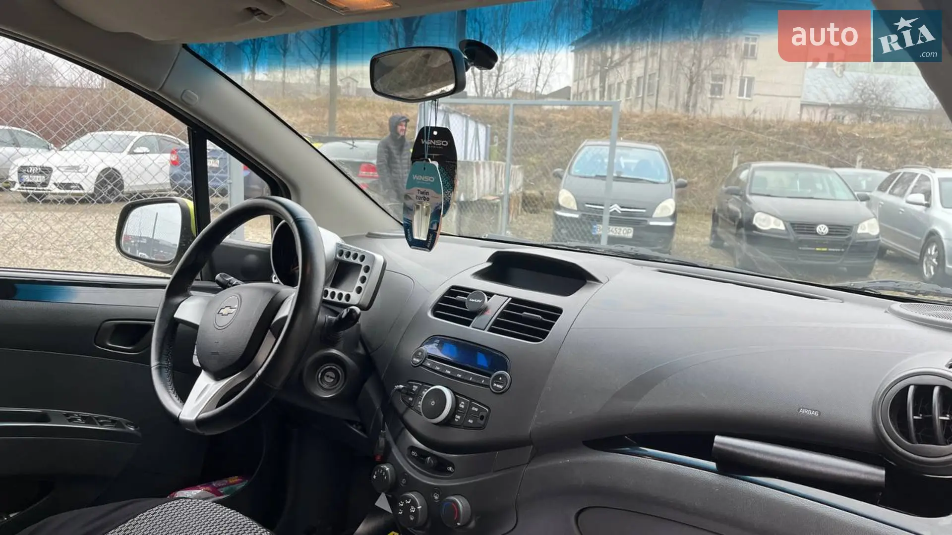 2010 Chevrolet Spark - мініатюра 14