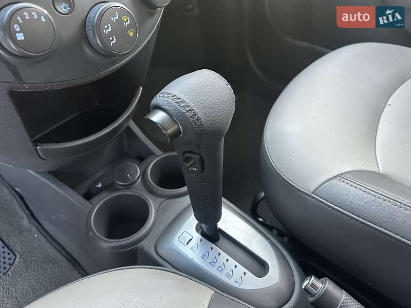 Хэтчбек Chevrolet Spark 2012 в Нетешине