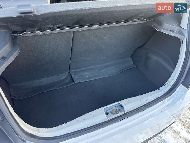 Хэтчбек Chevrolet Spark 2012 в Нетешине