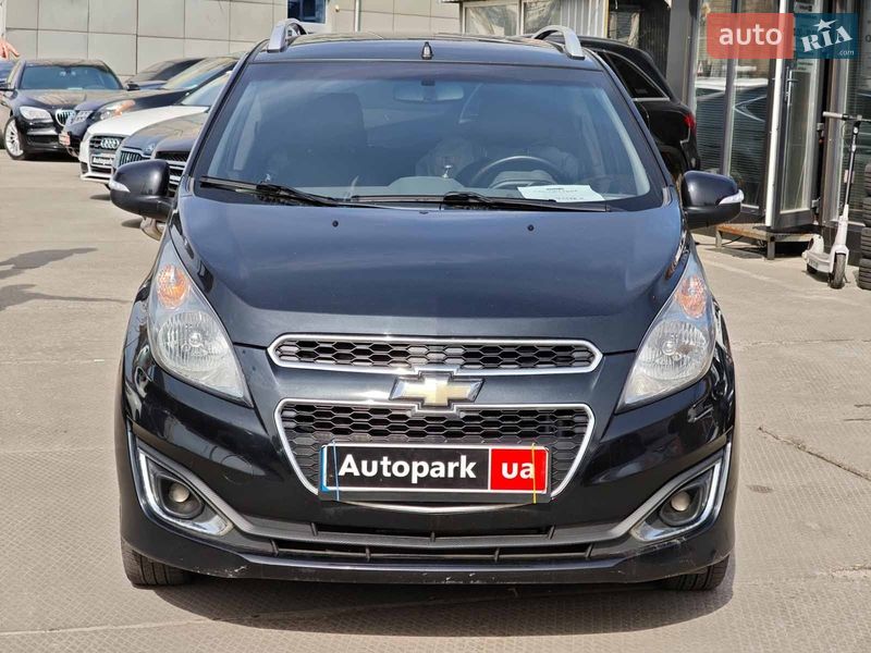 Хэтчбек Chevrolet Spark 2014 в Харькове