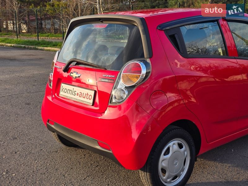 Хэтчбек Chevrolet Spark 2012 в Хмельницком