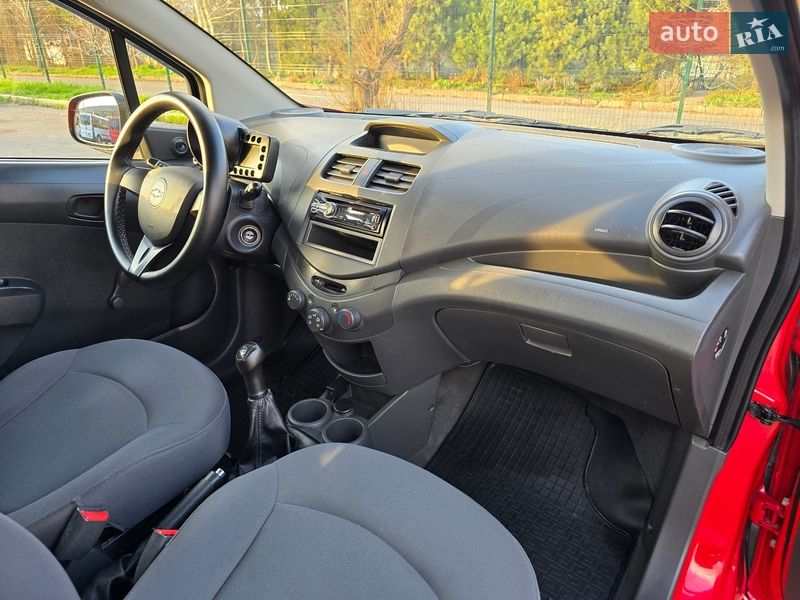 Хэтчбек Chevrolet Spark 2012 в Хмельницком