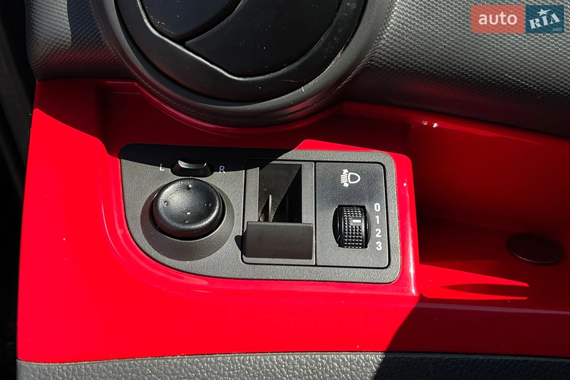 2011 Chevrolet Spark - мініатюра 17