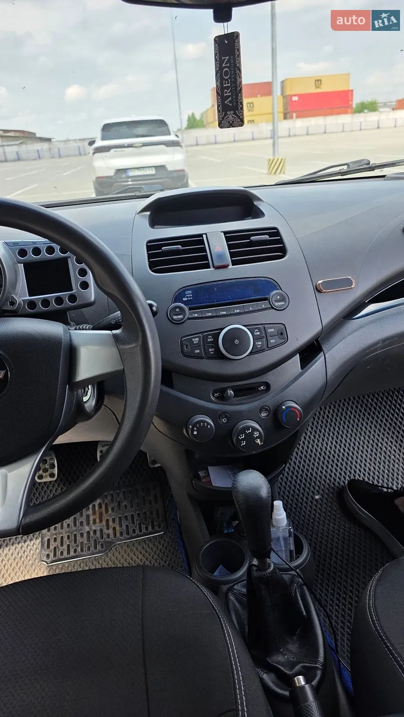 2010 Chevrolet Spark - мініатюра 8