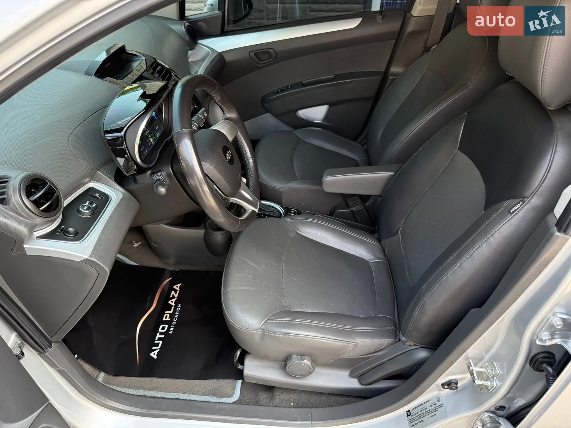 2015 Chevrolet Spark - мініатюра 15