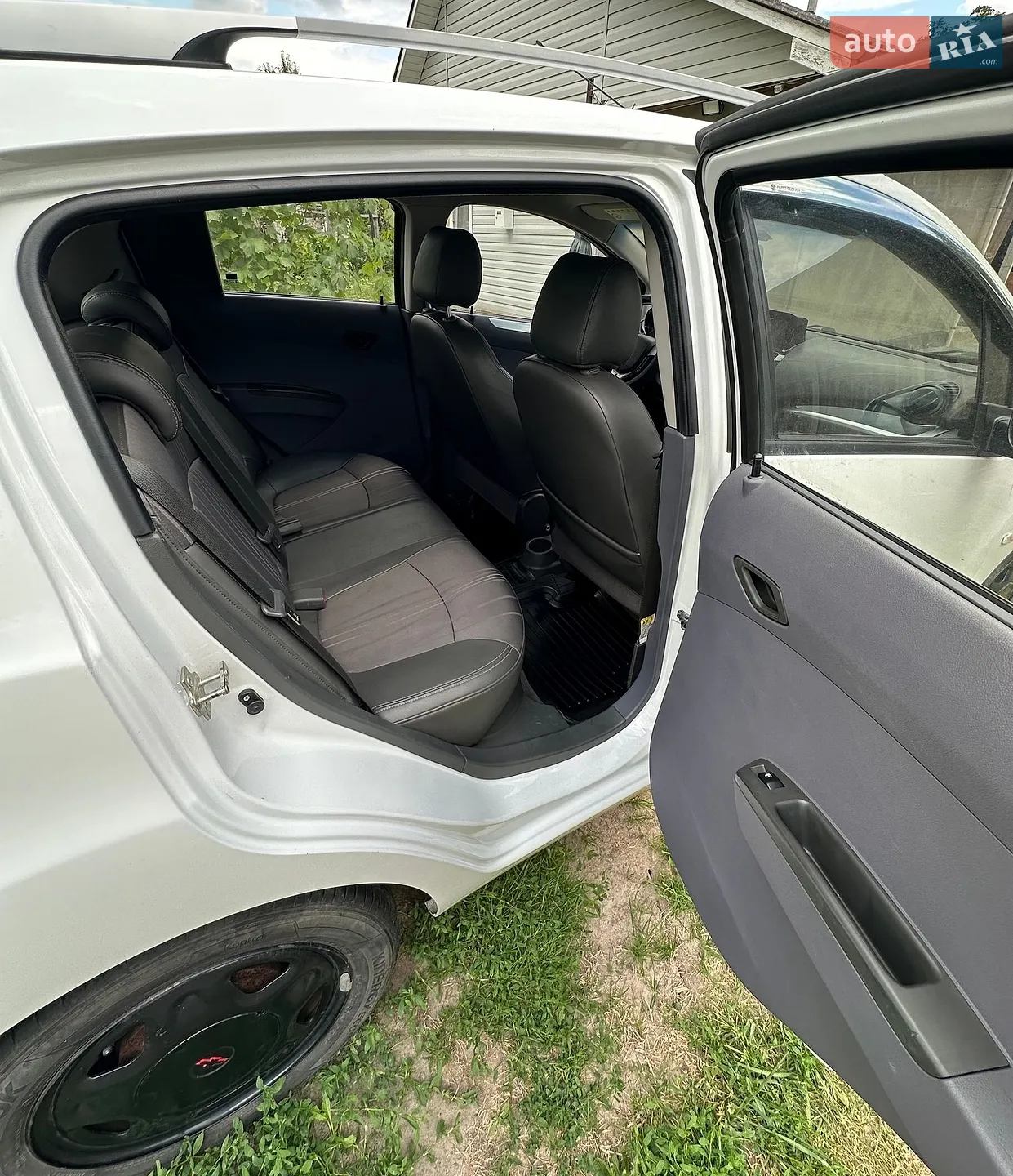 2013 Chevrolet Spark - мініатюра 13