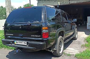 Внедорожник / Кроссовер Chevrolet Suburban 2003 в Доброполье