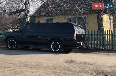 Позашляховик / Кросовер Chevrolet Suburban 1996 в Покровську