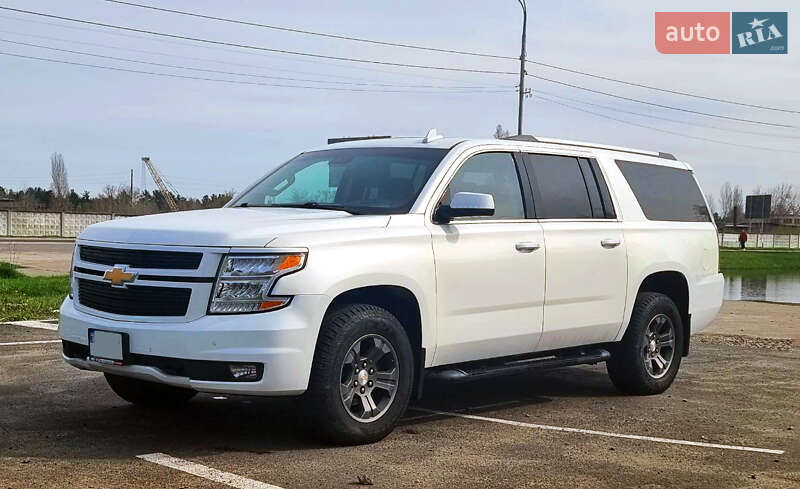 Внедорожник / Кроссовер Chevrolet Suburban 2017 в Киеве фото 2 Внедорожник / Кроссовер Chevrolet Suburban 2017 в Киеве