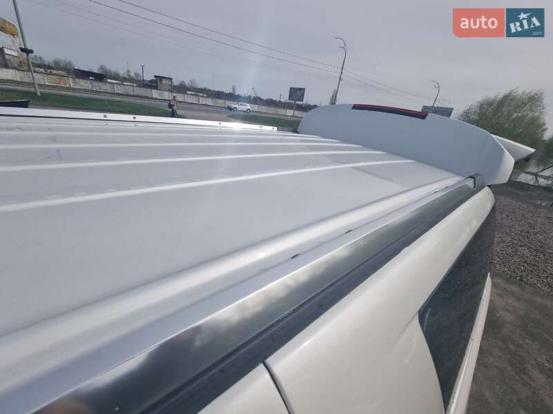 Внедорожник / Кроссовер Chevrolet Suburban 2017 в Киеве фото 29 Внедорожник / Кроссовер Chevrolet Suburban 2017 в Киеве