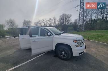 Внедорожник / Кроссовер Chevrolet Suburban 2017 в Киеве