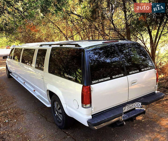 Позашляховик / Кросовер Chevrolet Suburban 1994 в Запоріжжі