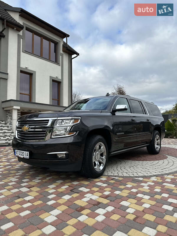 Внедорожник / Кроссовер Chevrolet Suburban 2015 в Калуше