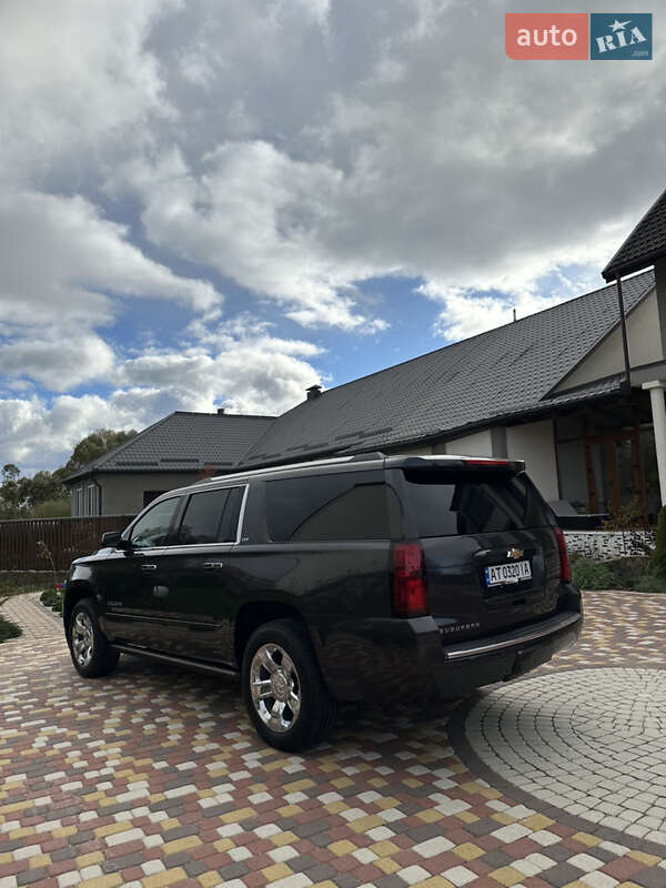 Внедорожник / Кроссовер Chevrolet Suburban 2015 в Калуше