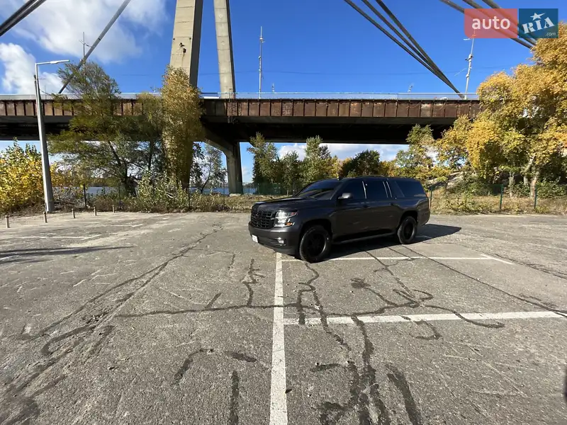 Chevrolet Suburban