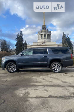 Позашляховик / Кросовер Chevrolet Suburban 2018 в 