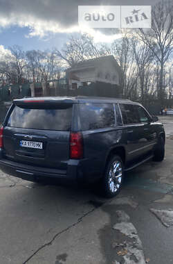Позашляховик / Кросовер Chevrolet Suburban 2018 в 