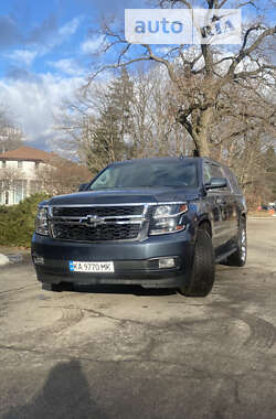 Позашляховик / Кросовер Chevrolet Suburban 2018 в 