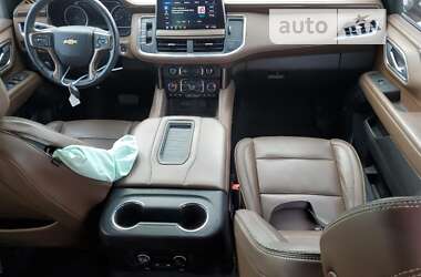Позашляховик / Кросовер Chevrolet Suburban 2021 в 