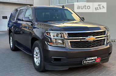 Внедорожник / Кроссовер Chevrolet Suburban 2016 в Одессе