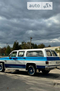 Позашляховик / Кросовер Chevrolet Suburban 1985 в Львові