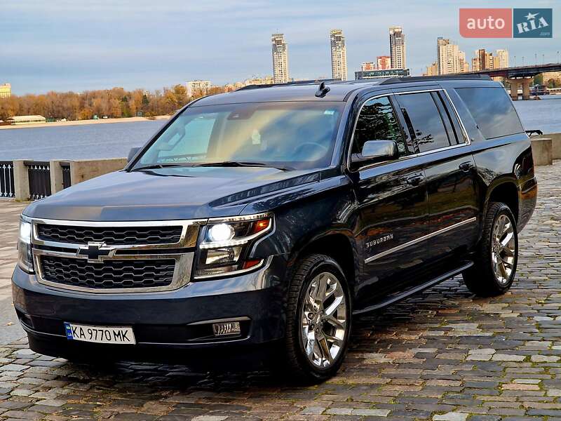 Внедорожник / Кроссовер Chevrolet Suburban 2018 в Киеве