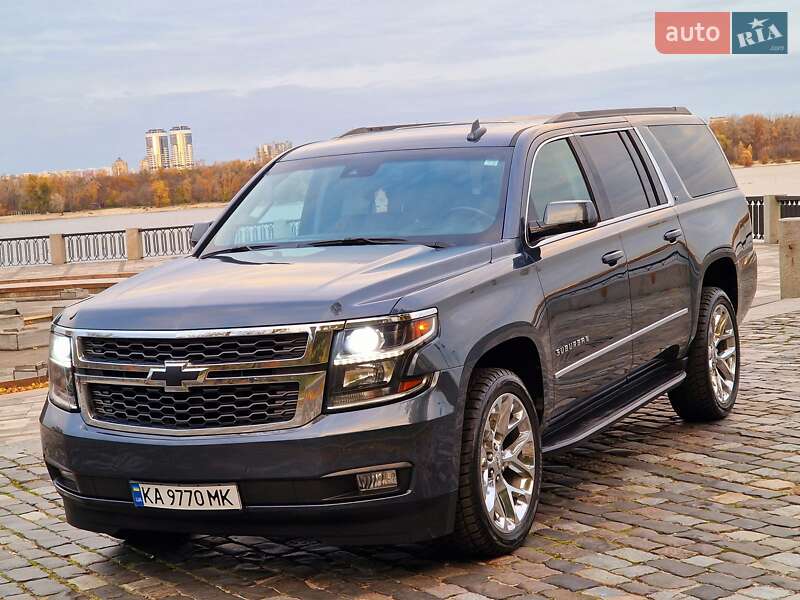 Внедорожник / Кроссовер Chevrolet Suburban 2018 в Киеве