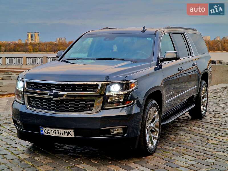 Внедорожник / Кроссовер Chevrolet Suburban 2018 в Киеве