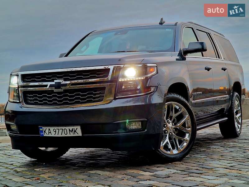 Внедорожник / Кроссовер Chevrolet Suburban 2018 в Киеве