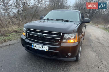 Позашляховик / Кросовер Chevrolet Suburban 2009 в 