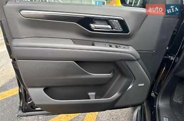 Внедорожник / Кроссовер Chevrolet Suburban 2025 в 