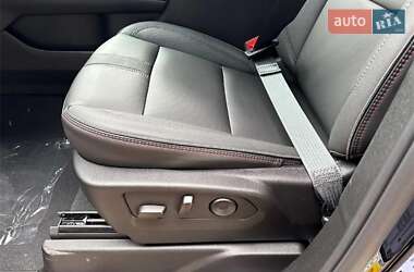 Внедорожник / Кроссовер Chevrolet Suburban 2025 в 