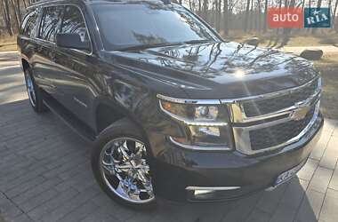 Внедорожник / Кроссовер Chevrolet Suburban 2016 в 