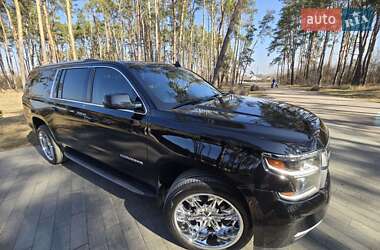 Внедорожник / Кроссовер Chevrolet Suburban 2016 в 
