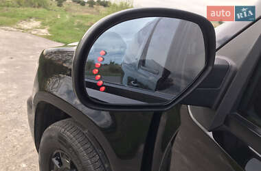 Позашляховик / Кросовер Chevrolet Suburban 2006 в 