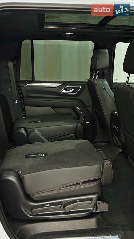 Позашляховик / Кросовер Chevrolet Suburban 2022 в Києві